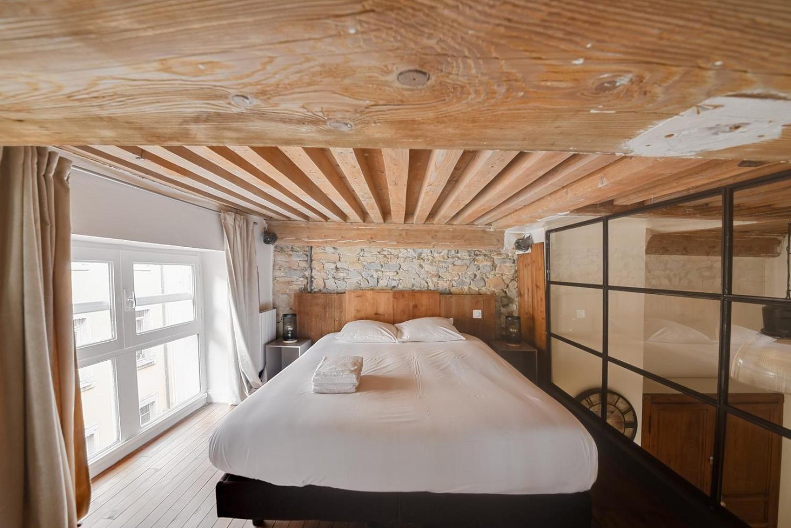 Guestready - Magnificent Duplex Canut Hypercentre Lyon Extérieur photo